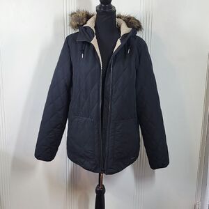 Eddie Bauer Women's Black Lightweight Quilted Coat / Jacket With Hood